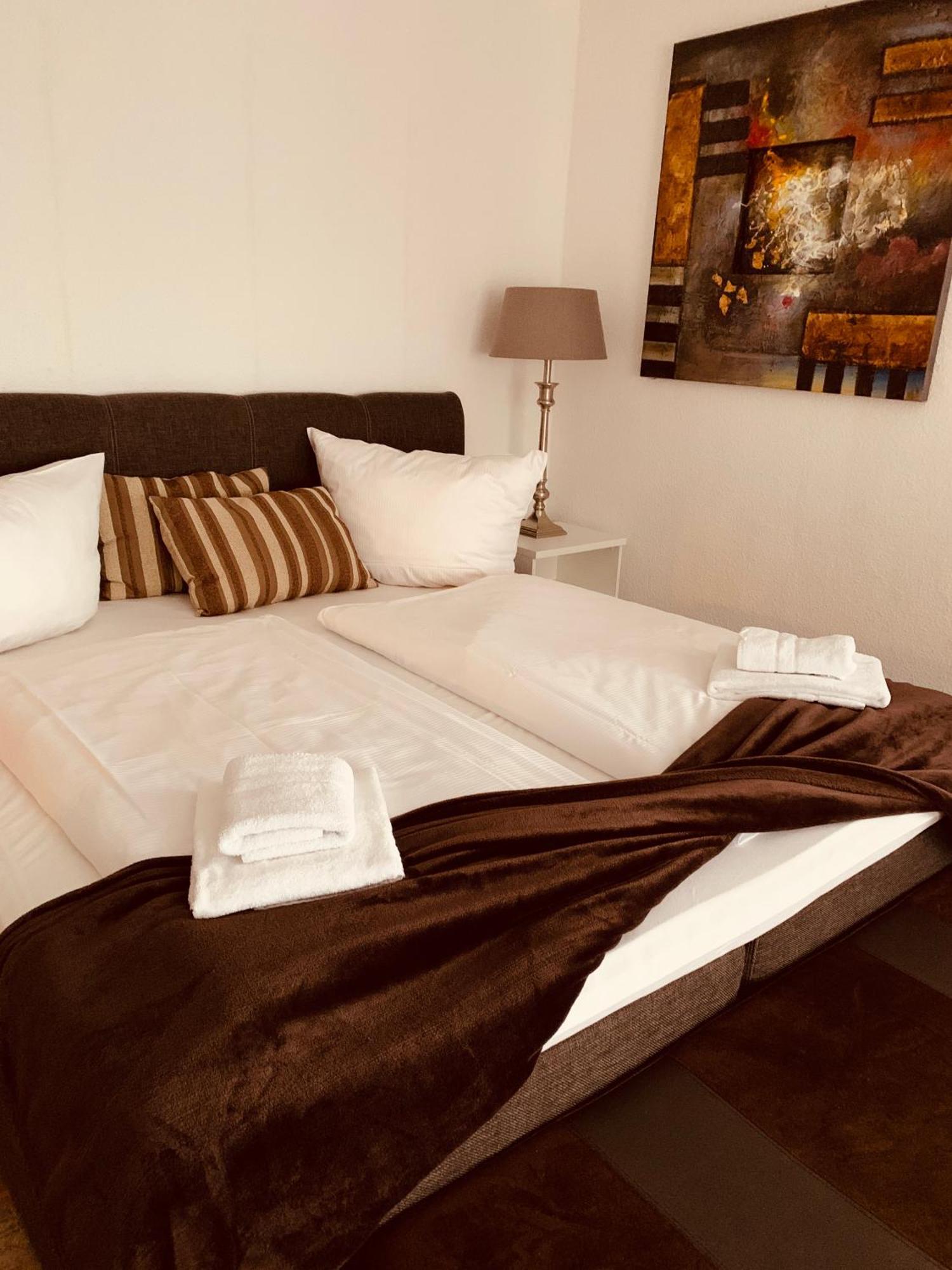 Ummen Hotel&Restaurant Barssel  Bilik gambar